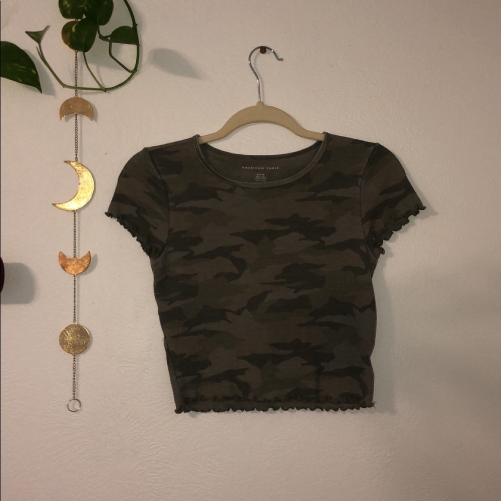 American Eagle Camo Lettuce Edge Crop Top